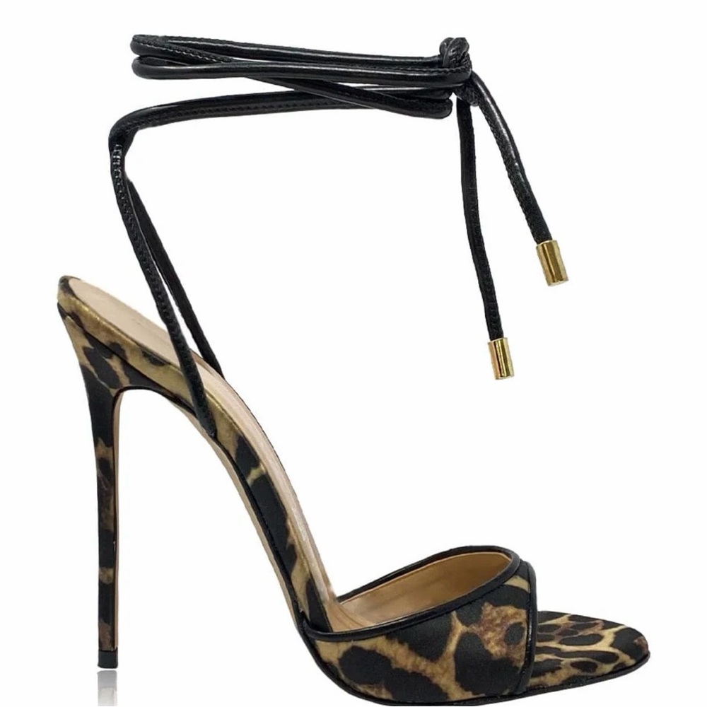 BRAND NEW JOLIE ANIMALIER WITH ELEGANT LEOPARD PRINT HEELS